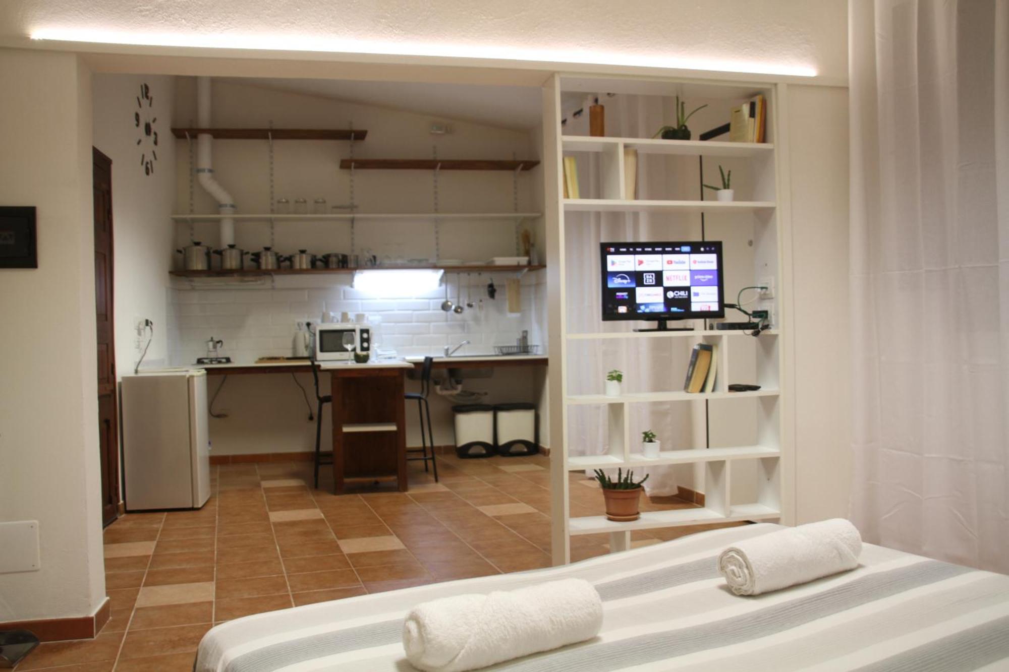 Lodgings In Sardinia Decimomannu Buitenkant foto